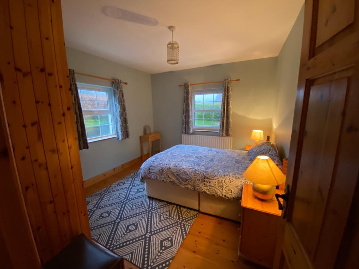 Dromkeal View Apartment コーク エクステリア 写真